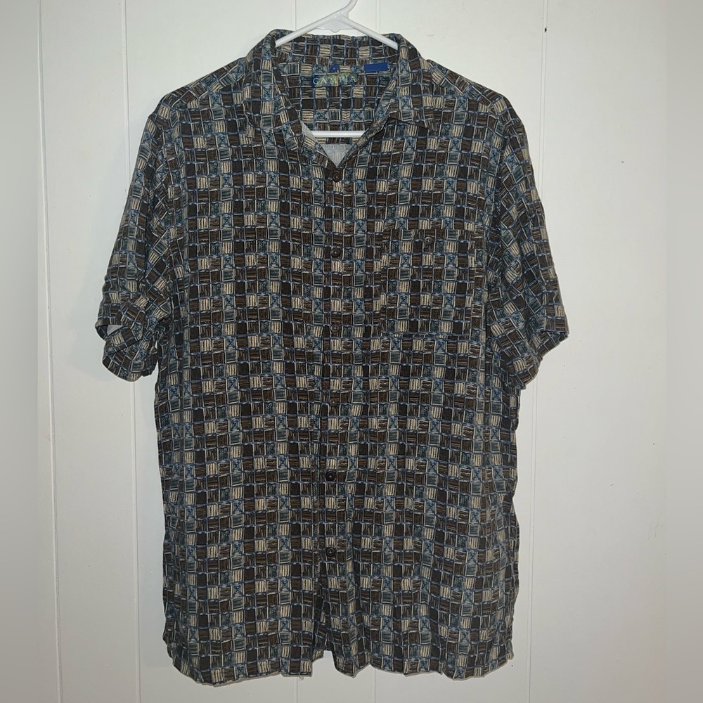 Campia multicolored button down